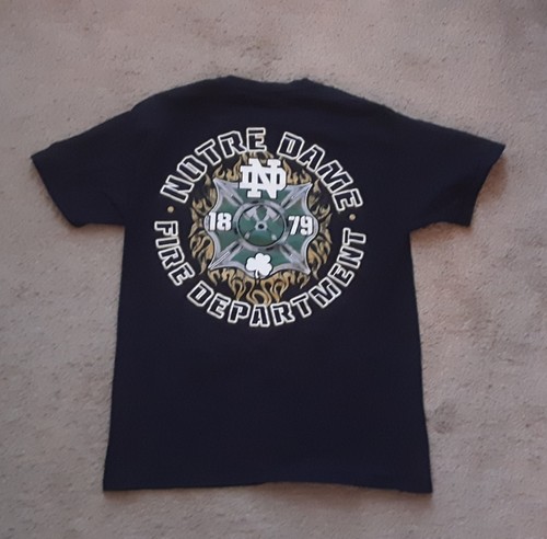 Champion Notre Dame Fire Department Dark Blue Medium Tee Shirt