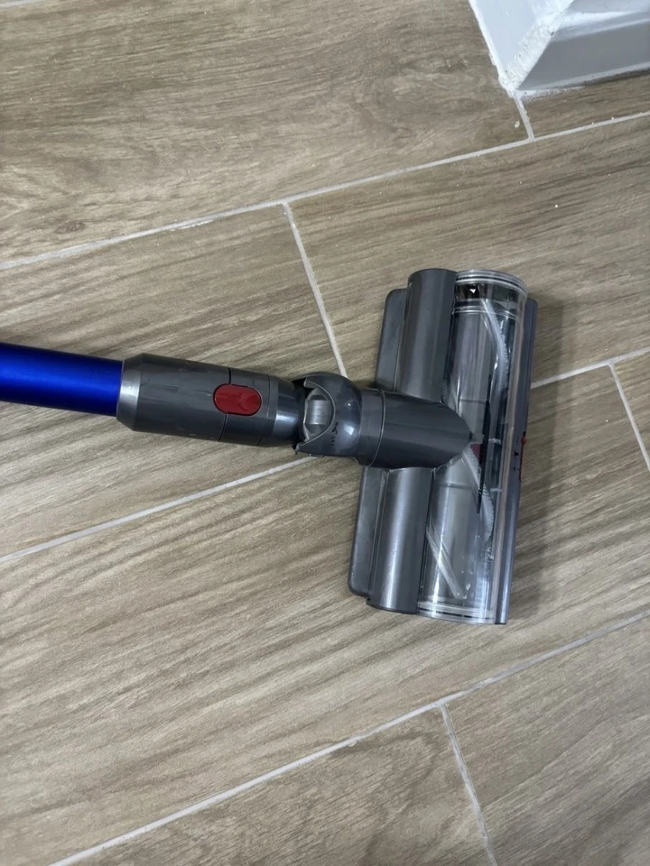 Dyson V11 Absolute Extra, foto 2 di 5
