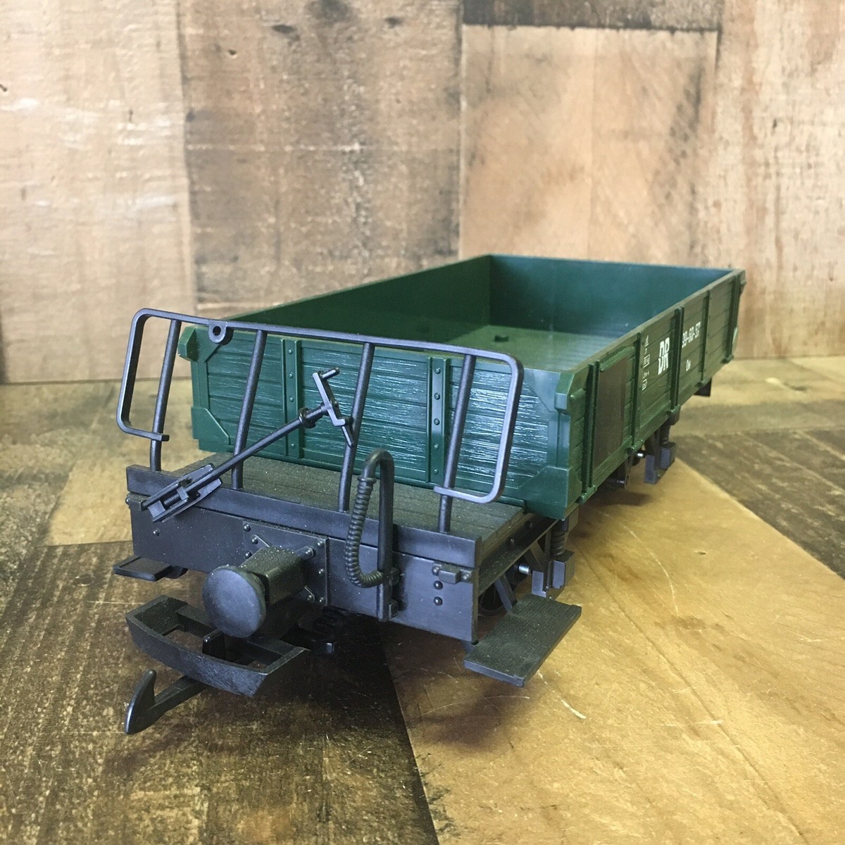 Buy LGB - VINTAGE 1993 OPEN GONDOLA WAGON GREEN DR 99-60-57