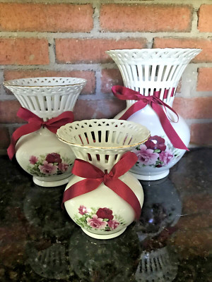 【Lancaster Rose】 ビクトリアンのティーサービス 3点 Victorian Rose Set of 3 Porcelain Lattice Vases Formalities by