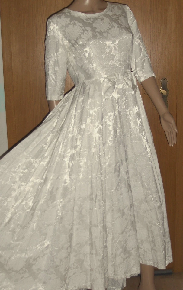 Vintage herrlich altes Brautkleid Hochzeitskleid Wedding Hochzeit Damast? 34-36 - Bild 1 von 4