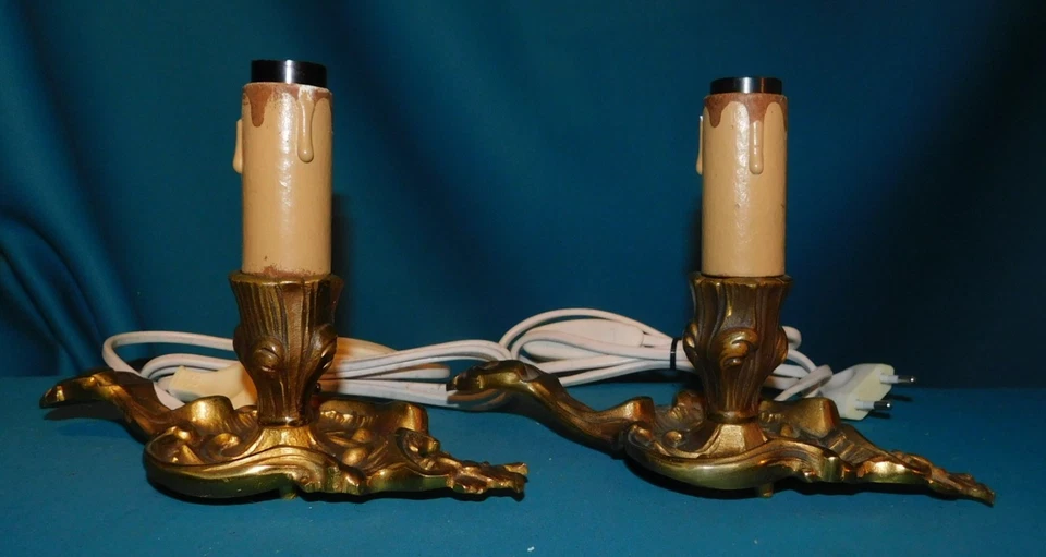 2 LAMPES RATS DE CAVE . BRONZE DORÉ ÉLÉCTRIFIÉ BOUGEOIR LAMPE A HUILE . L 20 cm - Photo 3/4