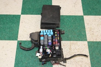 2016-2022 Toyota Tacoma 3.5L Engine Fuse Box OEM