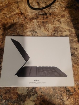 Apple Smart Keyboard Folio for 11-inch iPad Pro - US English MXNK2LL/A  A2038
