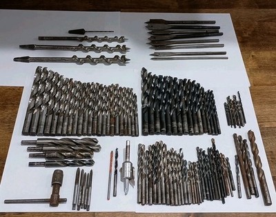 112 Drill Bits Assortment/ Bore Bit, Tap And Wrench Wood And Metal.