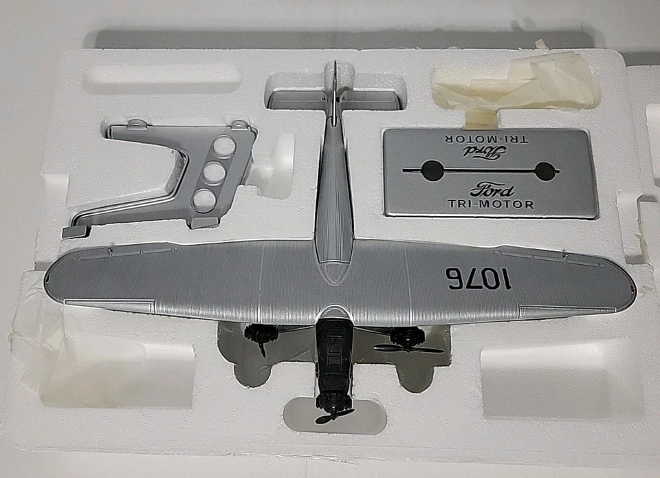 ERTL Collectibles Prestige Series Ford Tri Motor Die-cast Metal Replica - Image 2 of 4