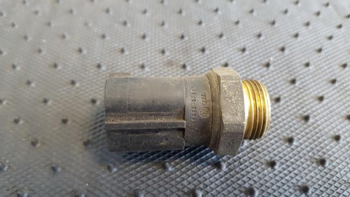 Volkswagen Polo 2010 Engine Coolant Water Temperature Sensor (Temp #273437-33