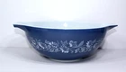 Vintage Pyrex Colonial Mist Blue & White Daisy Cinderella Bowl 4L #444