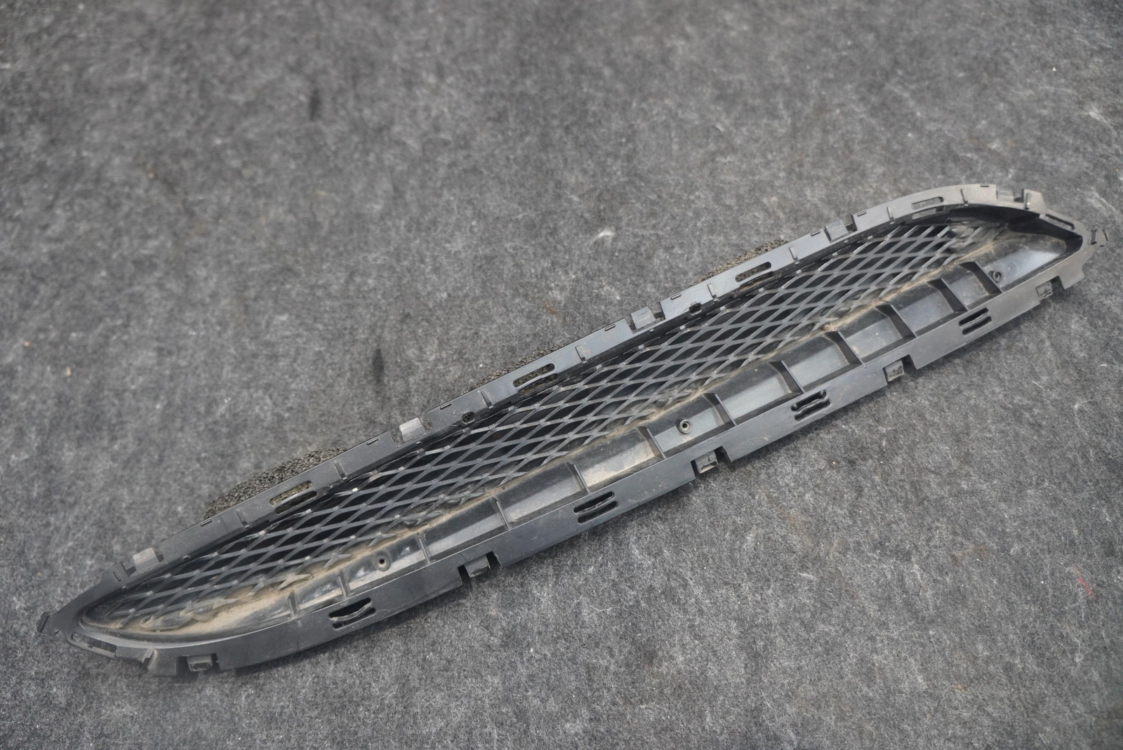 Front Left Hood Air Grille Vent 3W8807027G Bentley Continental GTC Speed 2016