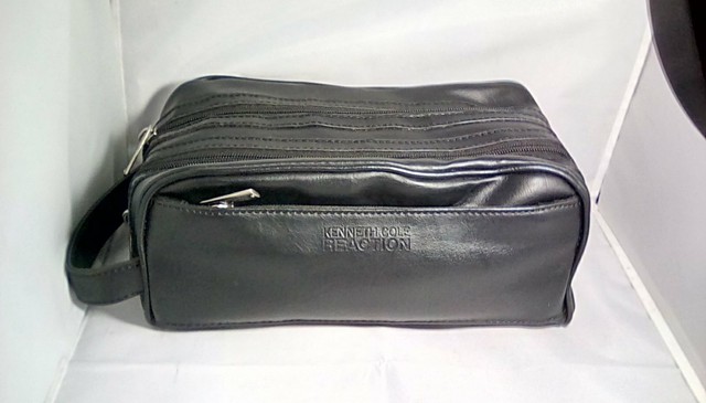 kenneth cole reaction toiletry bag