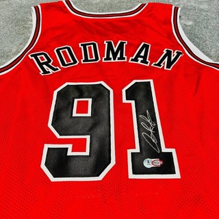 NO RESERVE Dennis Rodman Signed Bulls Jersey Autograph BECKETT