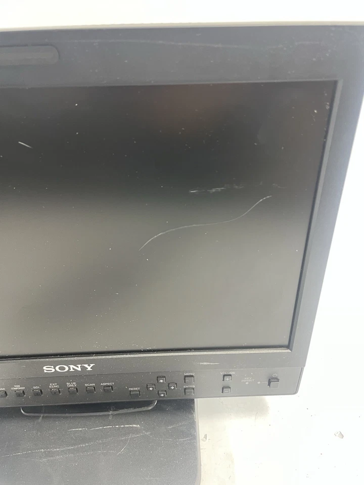 Sony LMD-1510W 15.6 inch Entry Level LCD Monitor (R4S6.6) - Image 4 of 4