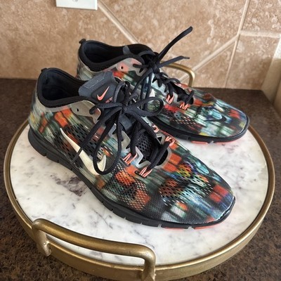 Nike  Shoes Free 5.0 Trainer  Fit 4 Print  Women Size 9.5 Black CITY LIGHTs