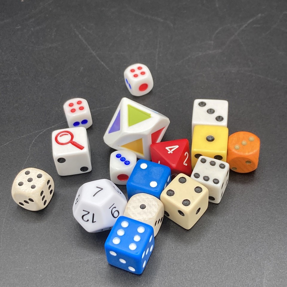 MIXED random bulk lot of 16 dice 1B#2 | eBay