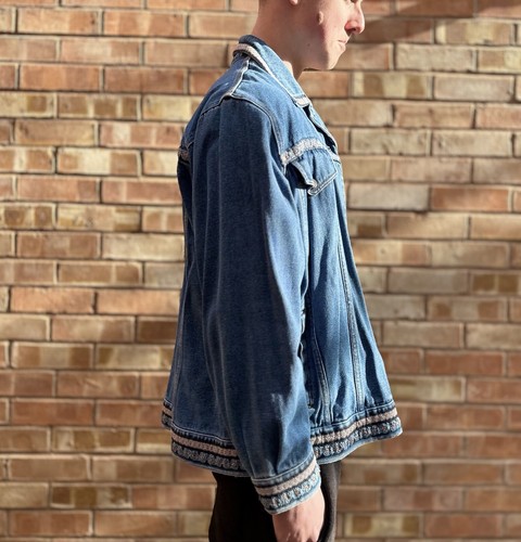 Women's Blue Denim Jacket Size XL Floral Cotton Button Jacket Coat Trucker Coat - Picture 4 of 5