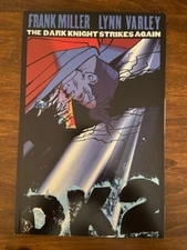 DARK KNIGHT STRIKES AGAIN #2 (DC, 2001) VF DK2- Frank Miller