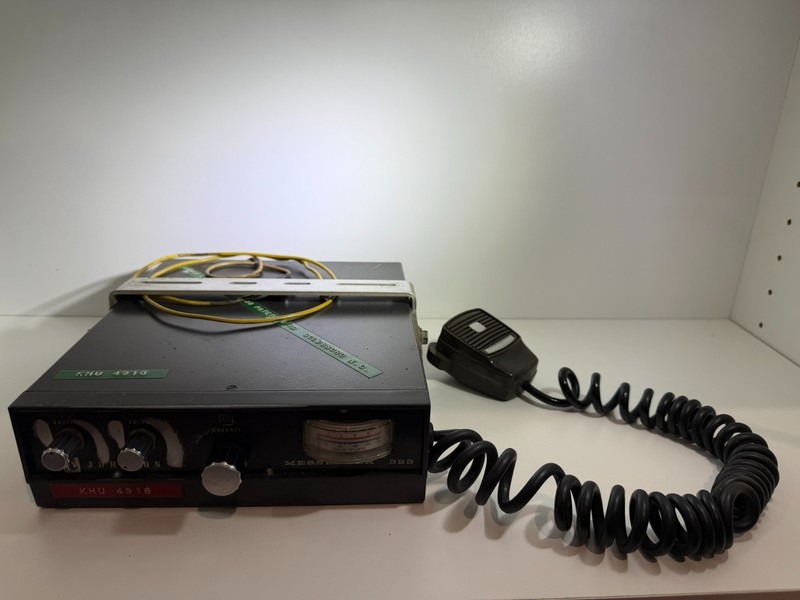 Johnson Messenger 323 Mobile CB Radio Transceiver Used Untested Manual/Schematic