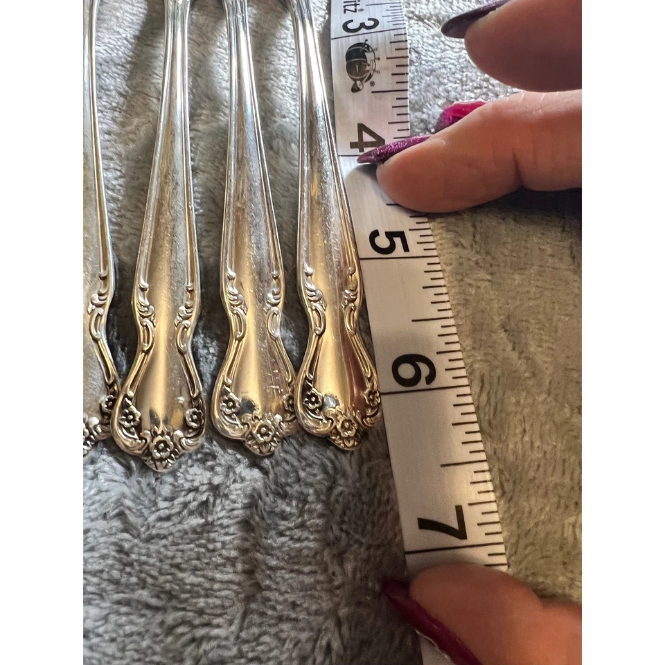 Juego de 9 tenedores de ensalada Rogers & Bro Remembrance plateados vintage de 6 pulgadas Foto 4 de 4