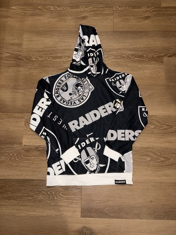NFL Las Vegas Raiders Hoodie Sweater Kids Youth Size XL (18/20) New With Defects