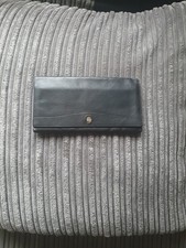 Black Leather Wallet/Card Holder Multi Compartment