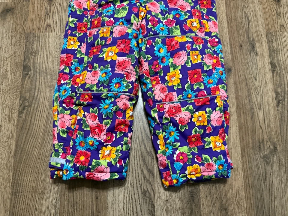 Hanna Andersson Pantalones de Nieve Babero, Jóvenes Niñas Talla 100 4T Floral Ropa de Invierno Foto 4 de 4
