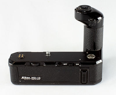 Nikon FE + モータードライブMD-12 Nikon Motor Drive MD-12 for Nikon FA, FE, FE-2, and FM-2