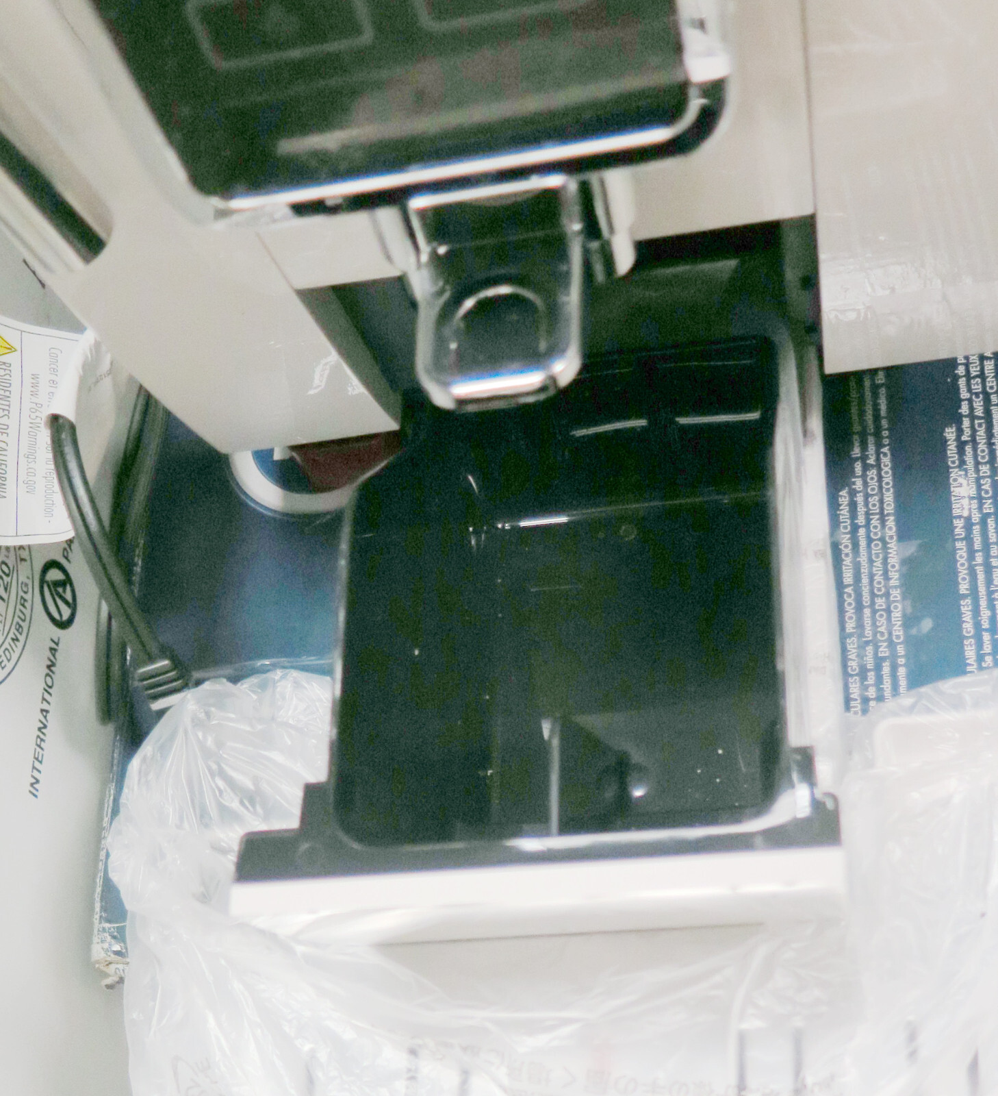 DeLonghi ECAM35020W Dinamica Over Ice Fully Automatic Coffee Espresso