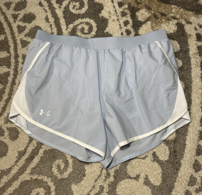 Under Armour Shorts Women Large, Heat Gear Loose Light Blue