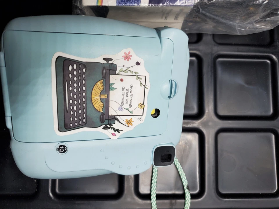 Cámara fotográfica instantánea Fujifilm Instax Mini 8 cuerpo verde azulado-PROBADA Foto 3 de 4