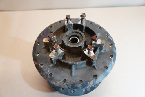 YAMAHA XT400 XT 400 3TB XT600 rear wheel hub center - Picture 4 of 11