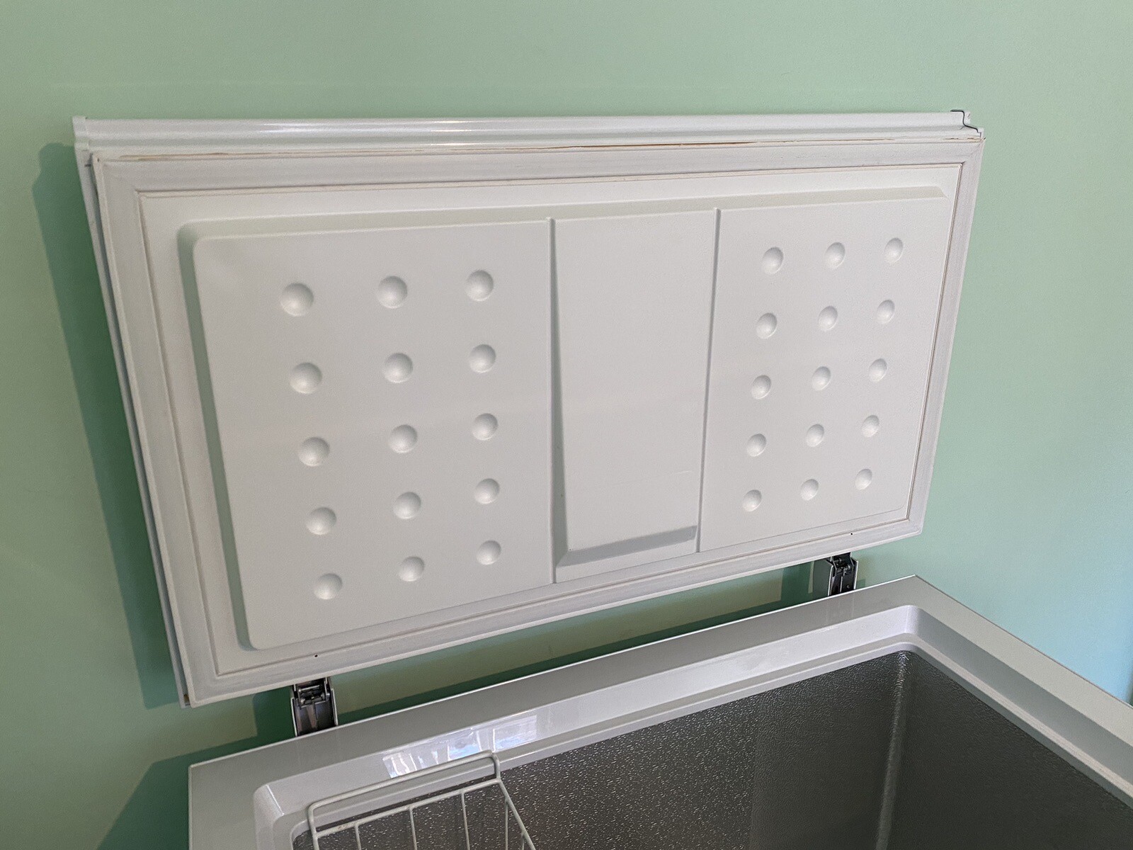 logik chest freezer 150l eBay