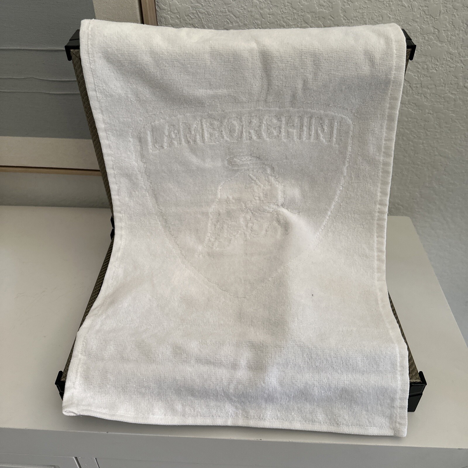 Lamborghini Huracan Sterrato Car Care Welcome Kit, Carbon Fiber Display Case Oem