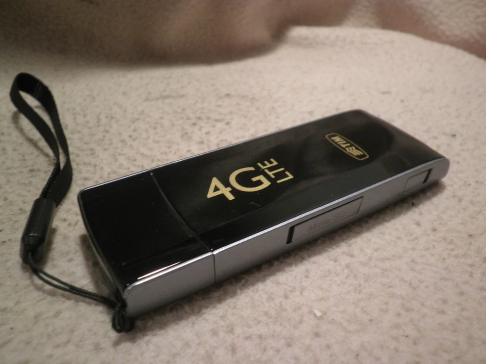 CHIAVETTA INTERNET TIM HUAWEI E392-U12 4G LTE OTTIMA MAI USATA - Immagine 4 di 4