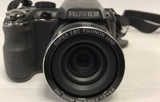 Fujifilm FinePix S Series S4250 14.0MP Digital Camera - Black