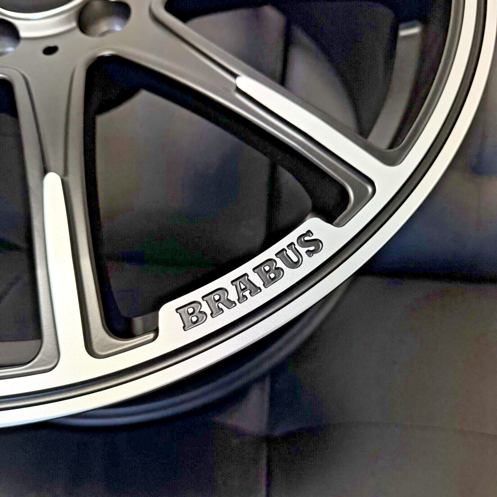 4 Wheels Mercedes Benz 19 inch 5x112 5-Spoke 19x8.5 ET40 BRABUS E CL CLK SLK C S