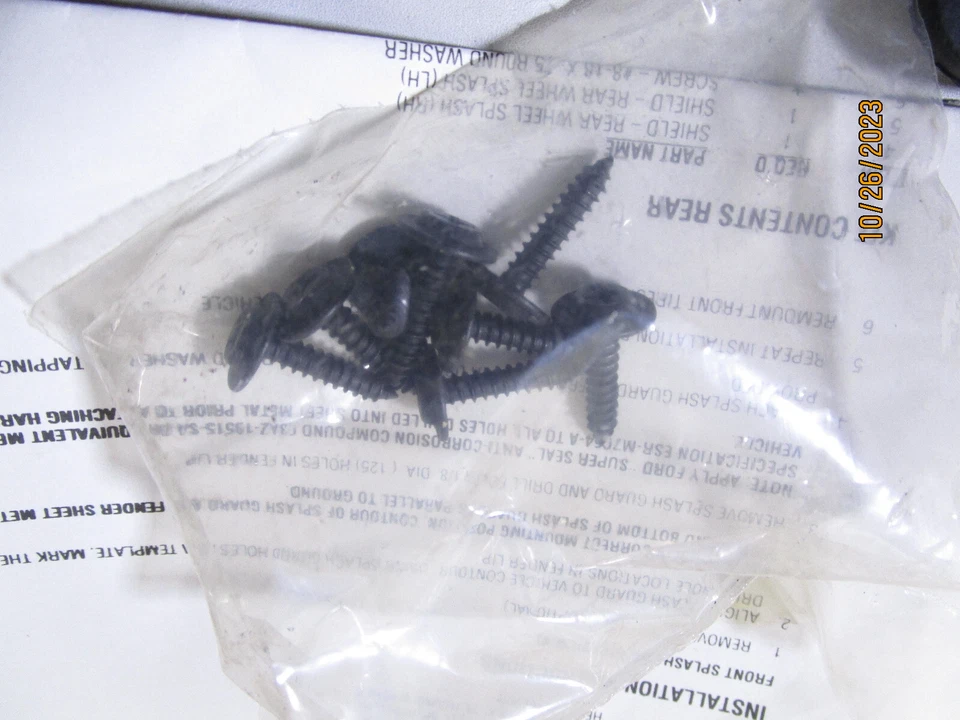 Genuine Ford OEM F44Y-16A550-A Rear Mudflaps 1992-1995 Mercury Sable Except LS Foto 3 de 4