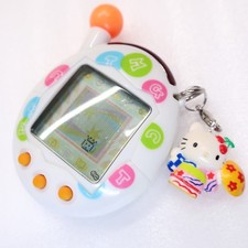 Tamagotchi TMGC Plus Beads White ver w/ Kitty Yukata Keychain Strap In Stock