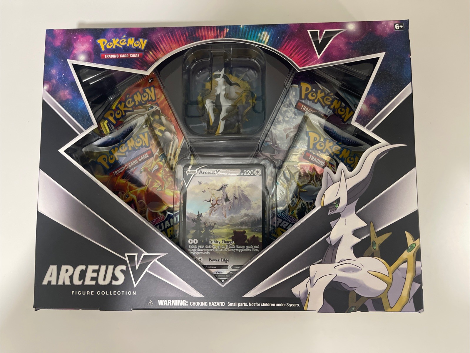 Pokemon TCG: Arceus V Figure Collection Box
