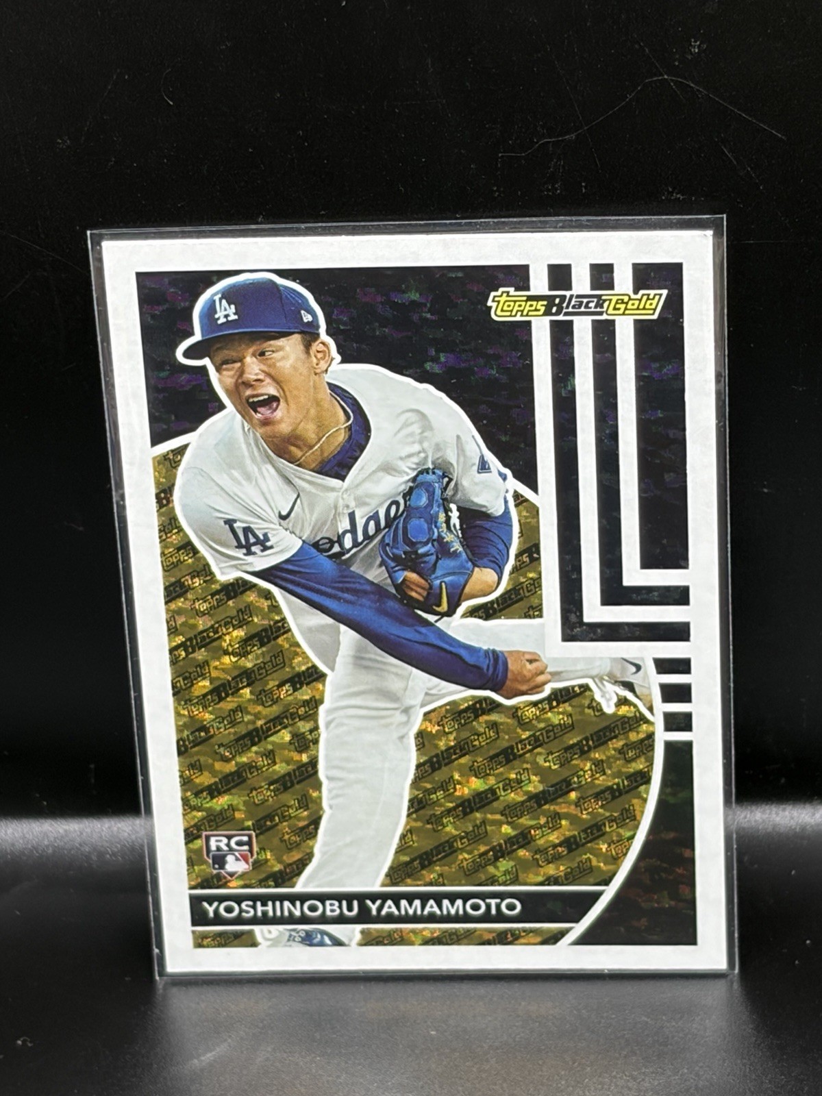 2024 Topps Update Series - Topps Black Gold Yoshinobu Yamamoto #BG-13 (RC)