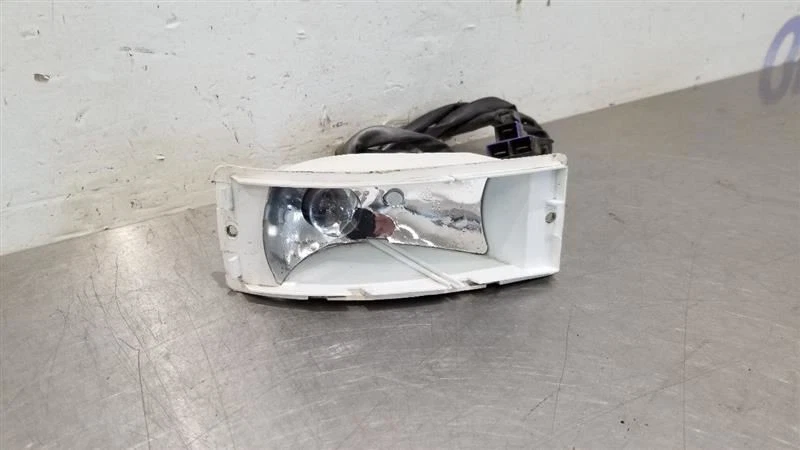 83 MAZDA RX-7 FB LÁMPARA DE ESTACIONAMIENTO INTERMITENTE PASAJERO DERECHO Foto 4 de 4