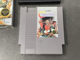 Contra (Nintendo NES 1988) w/ Box NO MANUAL
