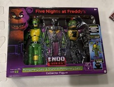 Jazwares Five Nights at Freddy's Endo Series Set Glamrock Endo Glowing Eyes FNAF