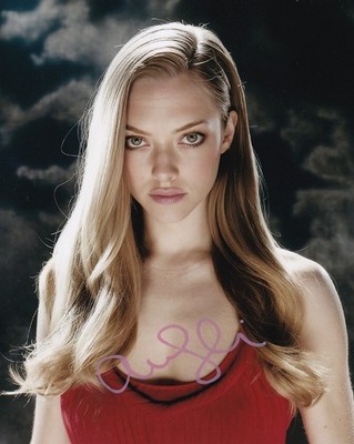 AMANDA SEYFRIED signed Autogramm 20x25cm RED RIDING in Person autograph ACOA