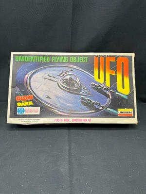 Vintage 1978 Lindberg Unidentified Flying Object Model Kit 1152 Glow in the Dark