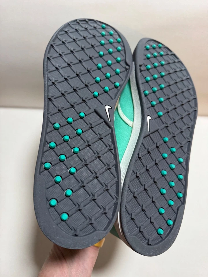 Zapatos de golf para mujer Nike Lunarlon talla 9 color como nuevos Foto 2 de 4