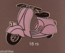 Pin's Demons & Merveilles Moto Motorcycle Vespa scooter rose