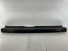 2015-2018 Ford Transit Rear Bumper Step Pad Moulding Oem 2015-2018 Ford Transit Rear Bumper Step Pad Moulding Oem