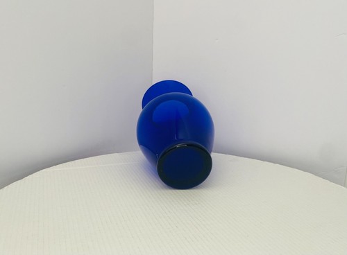 Elegant Vintage Glass Cobalt Blue Mid Century Trumpet Horn 10 5/8" Vase - Picture 6 of 10