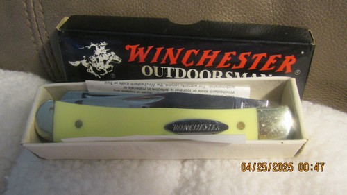 Winchester 2 Blade Etched Trapper Outdoorsman Pocket Knife Yellow Handles EDC
