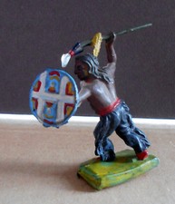 SOLDATINI SOLDATINO INDIANO CON LANCIA SCALA 1/32 GOMMA MORBIDA